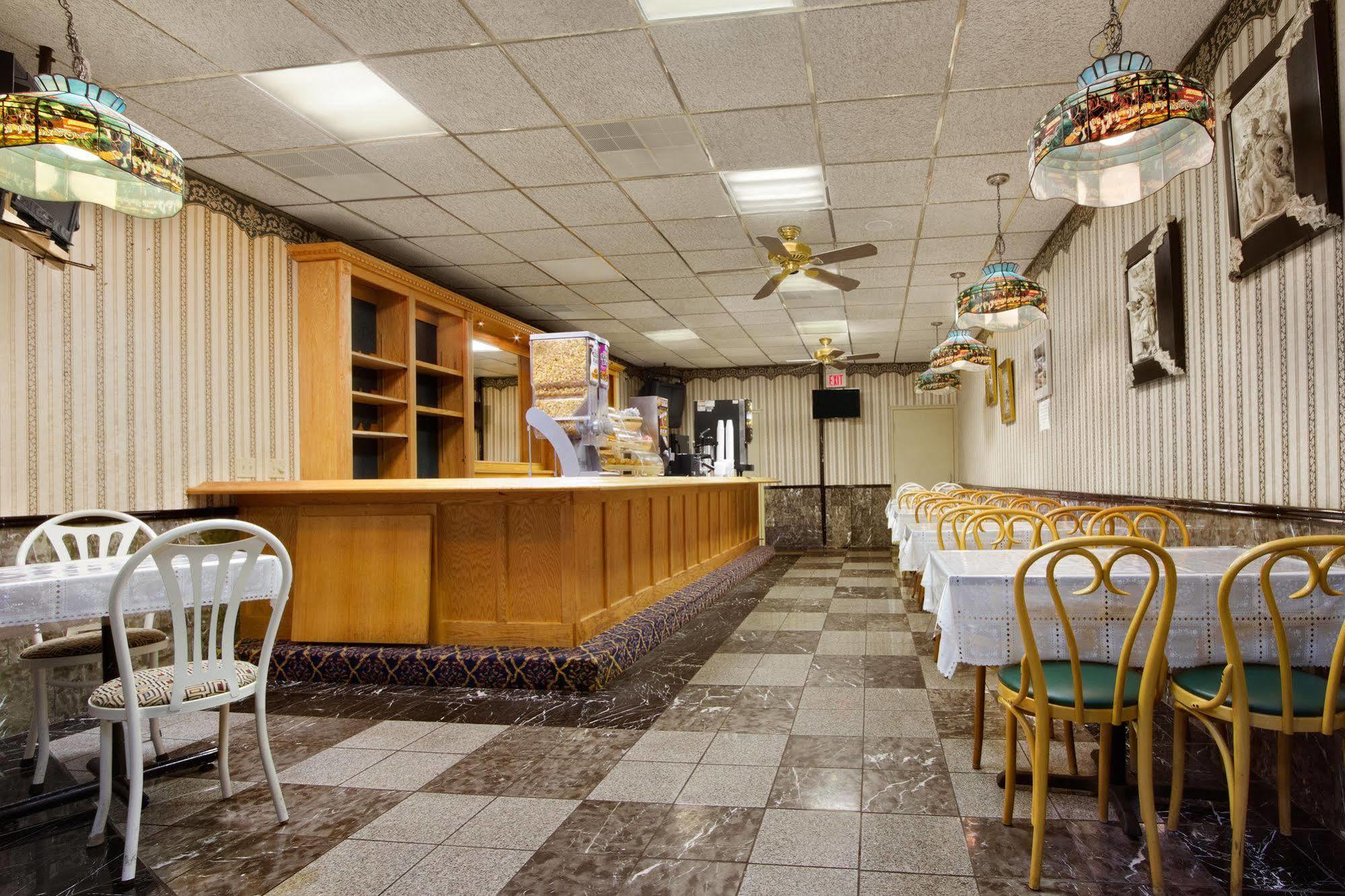 Oh St Joseph Resort Hotel Pleasantville Restoran gambar